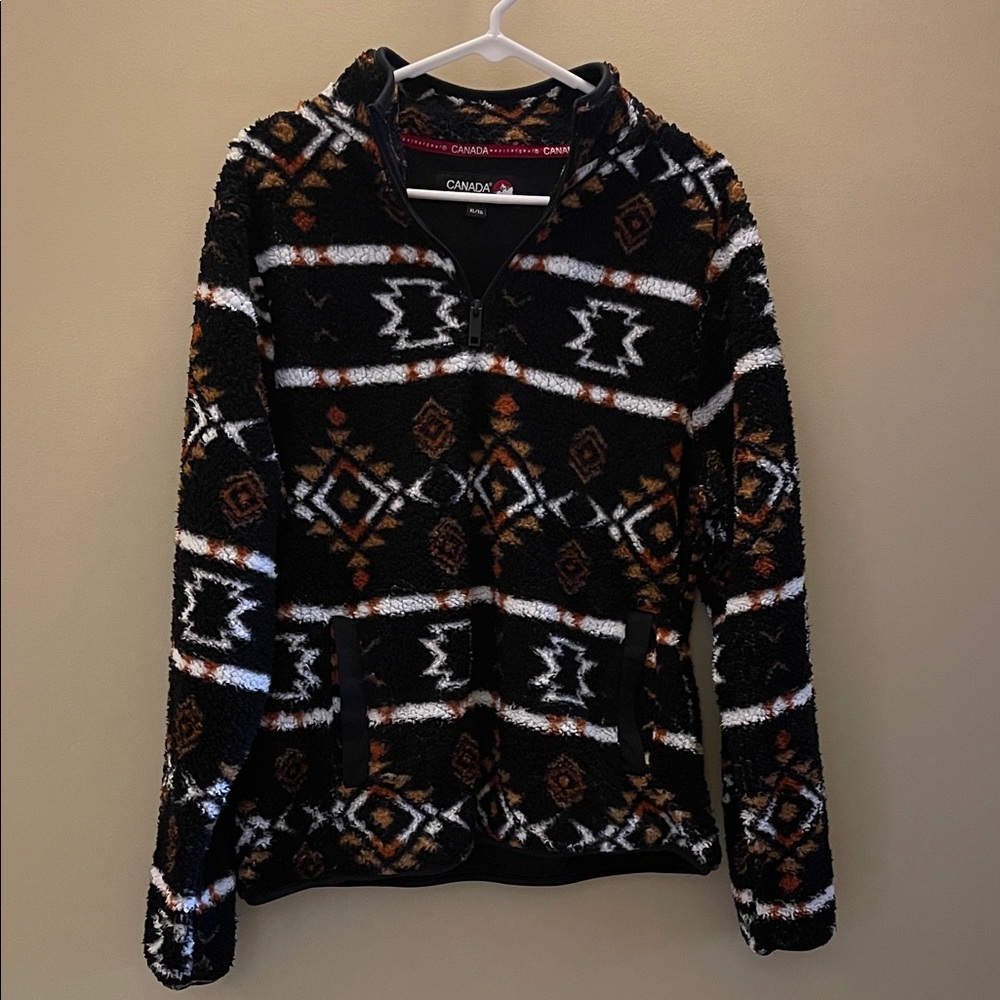 Patterned Fleece Pullover
